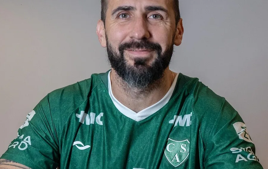 Un oso suelto en Junín: Lucas Pratto ya firmó con Sarmiento