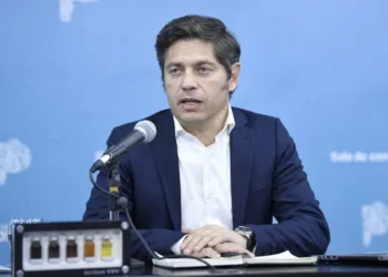 Kicillof a Milei: “Vamos a investigar si tiene vínculos con estos fondos buitre”