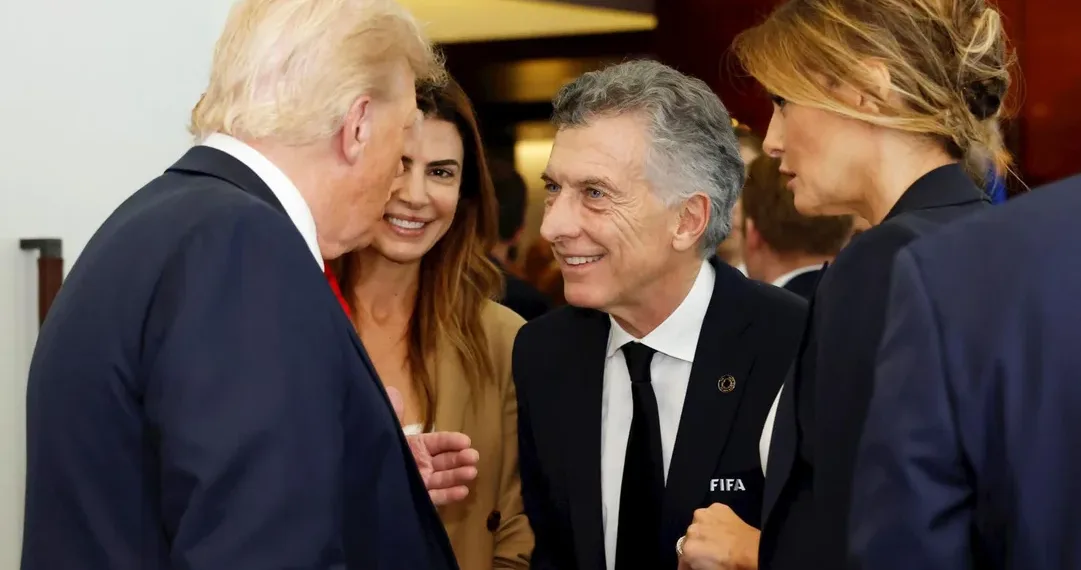Macri compartió un reencuentro con Donald y Melania Trump en la final del Mundial de Clubes en Nueva Jersey