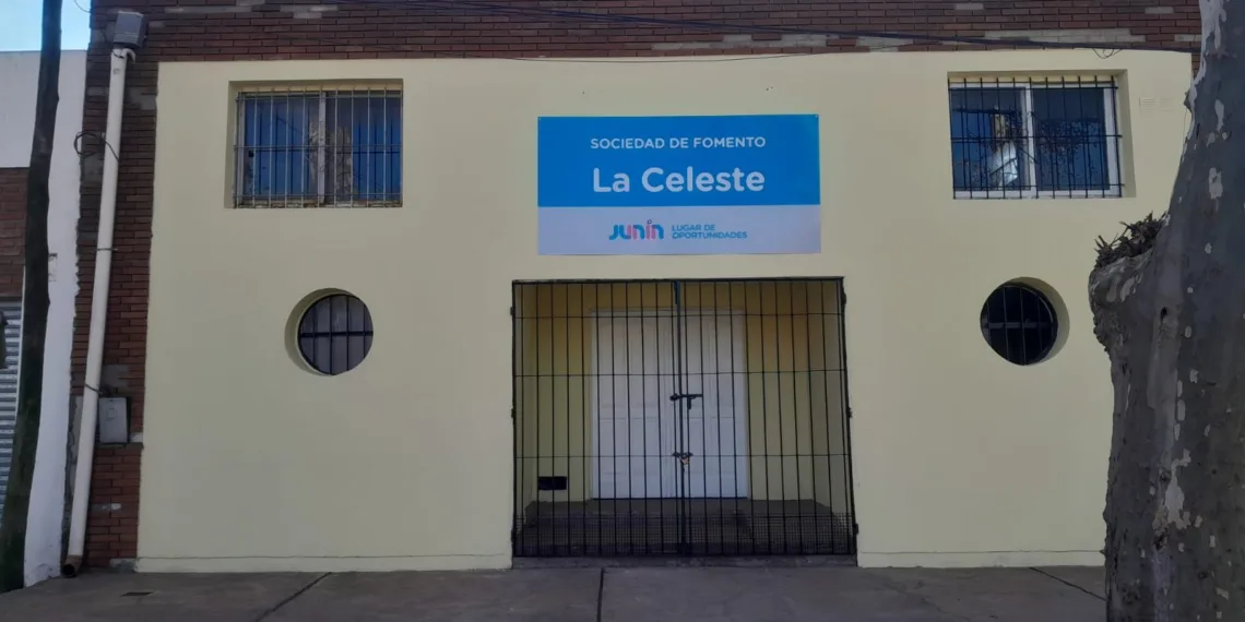 “De a poco vamos acomodando el barrio, después  de tantos años de abandono”, afirmó Cieri