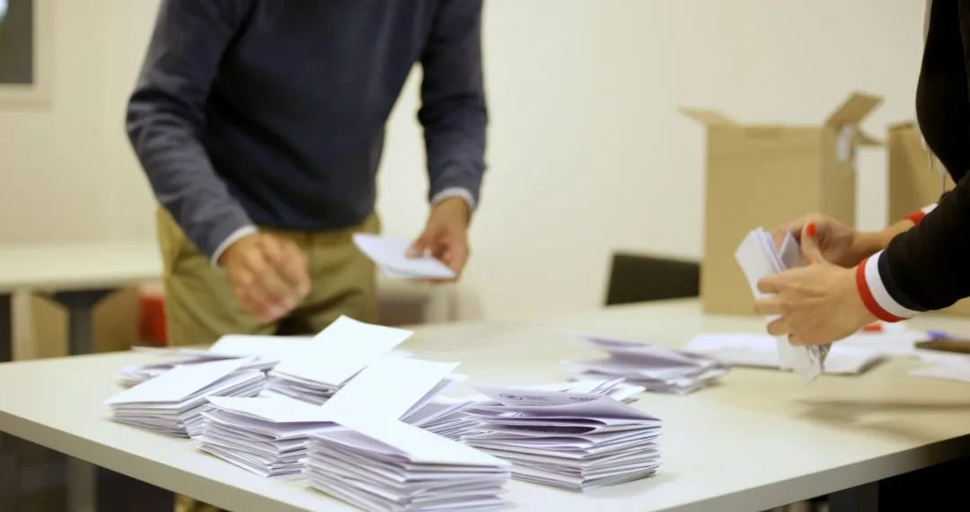 Freno de mano en el cierre de listas bonaerense: internas, tensiones y definiciones de última hora