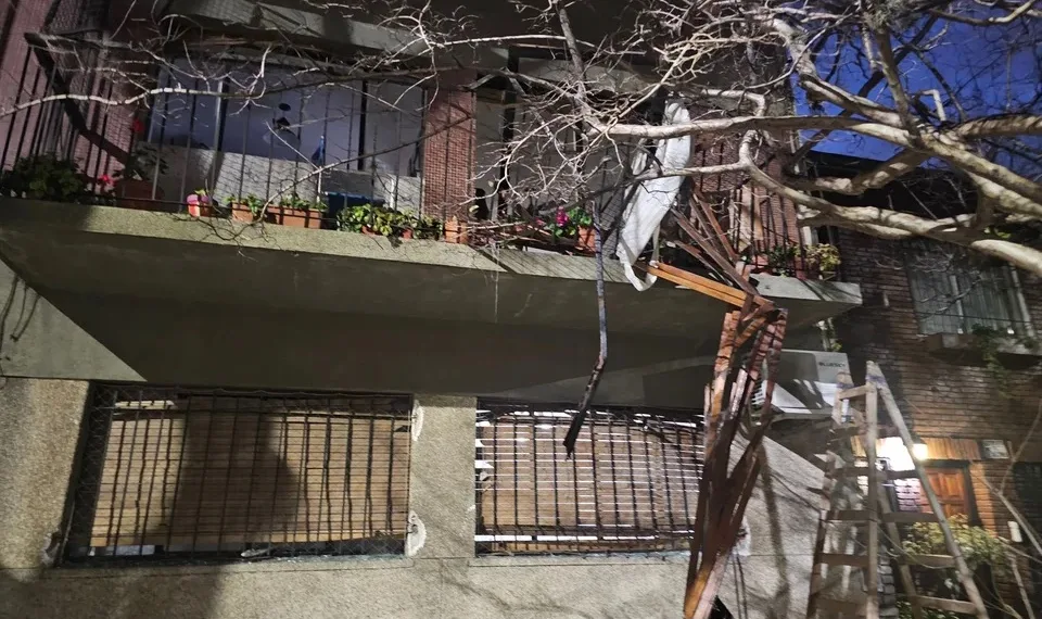 Agronomía: cinco heridos por una explosión en un edificio