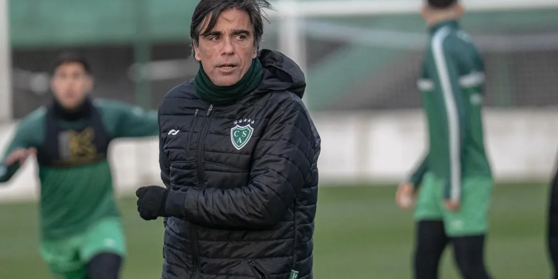 Sarmiento decidió despedir a Sanguinetti y busca DT