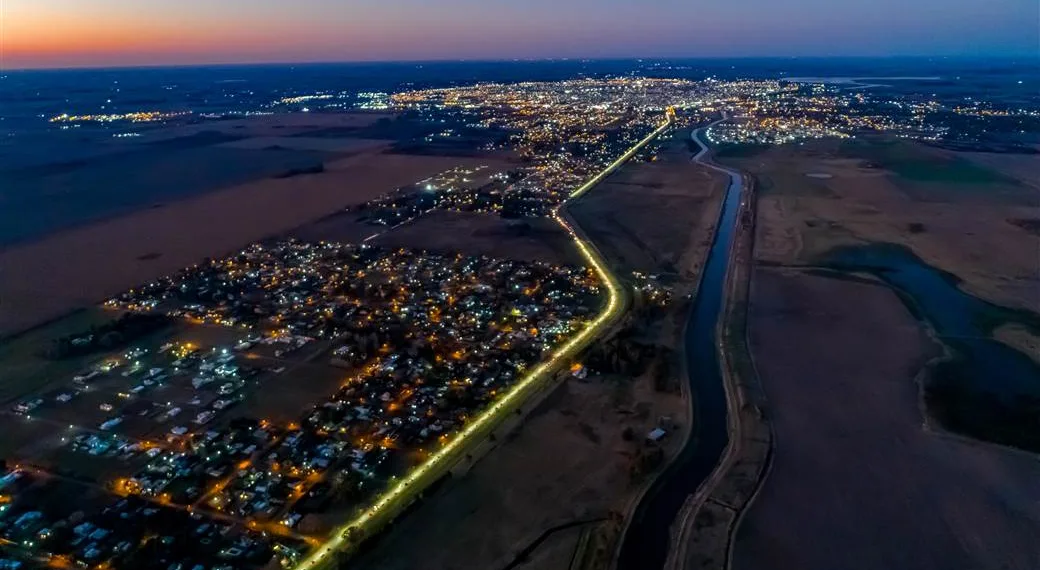 Quedó iluminado el camino al Parque Natural Laguna de Gómez