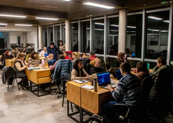 Continúan las capacitaciones a docentes sobre el uso pedagógico de la inteligencia artificial