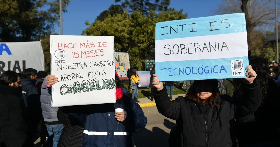 Trabajadores del INTI convocan este lunes a una movilización en contra del decreto “que los desguaza”