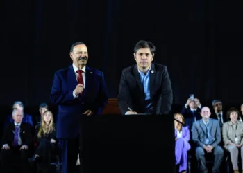 Con Kicillof a la cabeza, la oposición fustigó al embajador Peter Lamelas