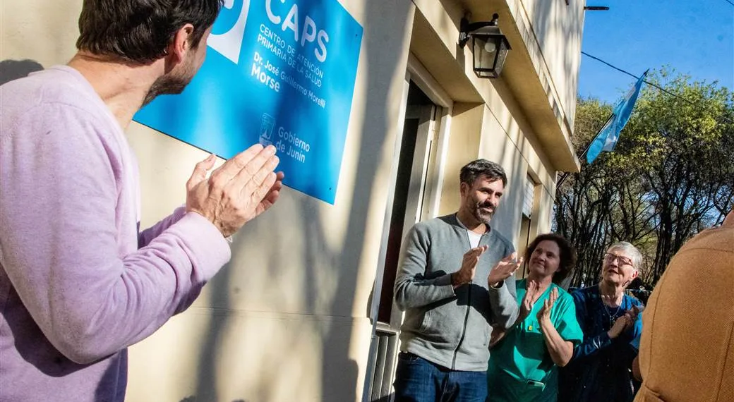 Emotivo acto de la comunidad de Morse en homenaje al Dr. Morelli