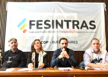Llaman a construir un gran paro nacional  a Plaza de Mayo
