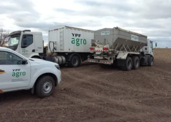 El presidente de YPF anunció que se privatizará el 50% de YPF Agro