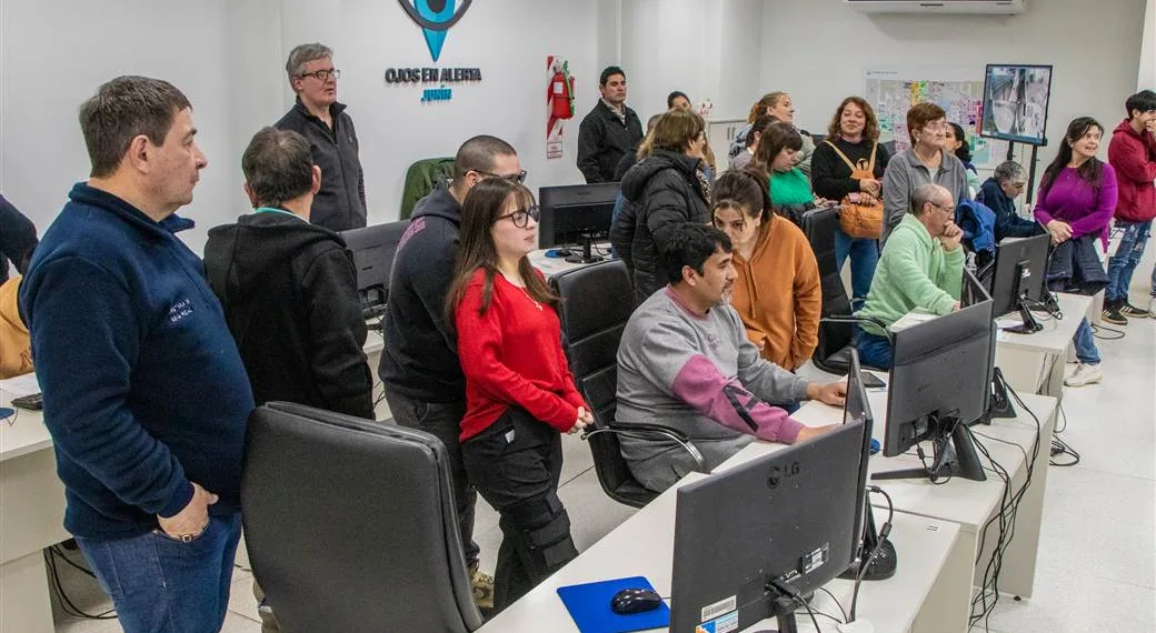 Los programas de seguridad llegaron a vecinos de 15 barrios de Junín