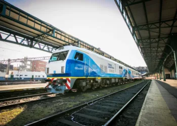 El Gobierno dice que la privatización de los trenes “no se detiene”