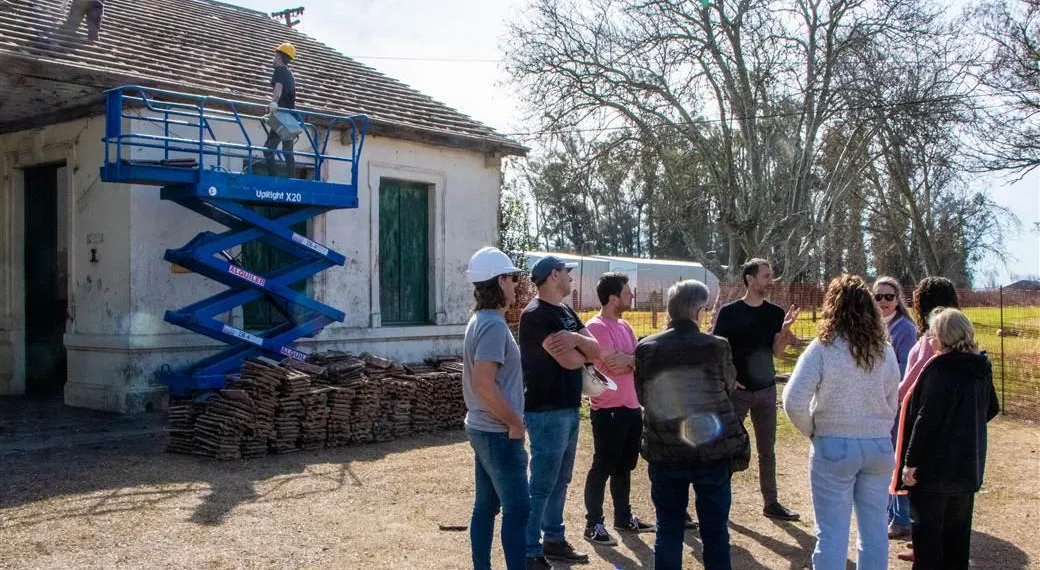 El Municipio pone en valor el edificio donde funcionan la Casita del Saber y el Museo en Roca