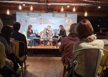 Comenzó la Feria del Libro con la presencia de Alconada Mon