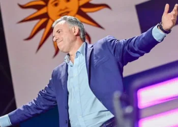 Yamandú Orsi descarta crear un nuevo  impuesto al sector más rico de Uruguay