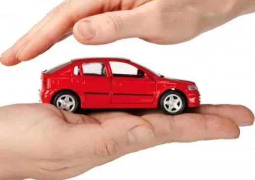 Seis de cada 10 automovilistas cambiaron a un seguro de auto más económico