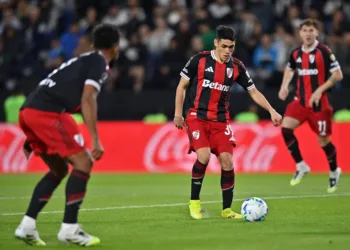 Conmebol designó los árbitros para las revanchas