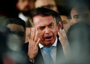 La Corte Suprema de Brasil ordenó la prisión domiciliaria para Bolsonaro