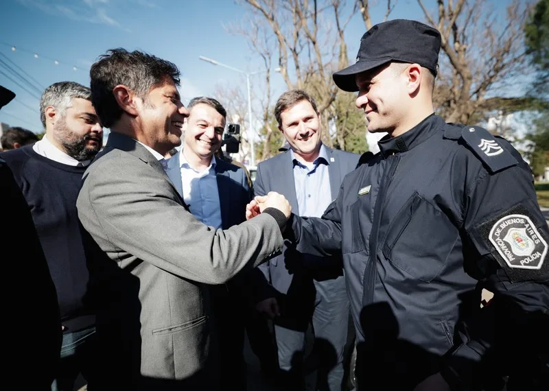 Kicillof puso en funcionamiento patrulleros  y motos para reforzar la seguridad en Arrecifes
