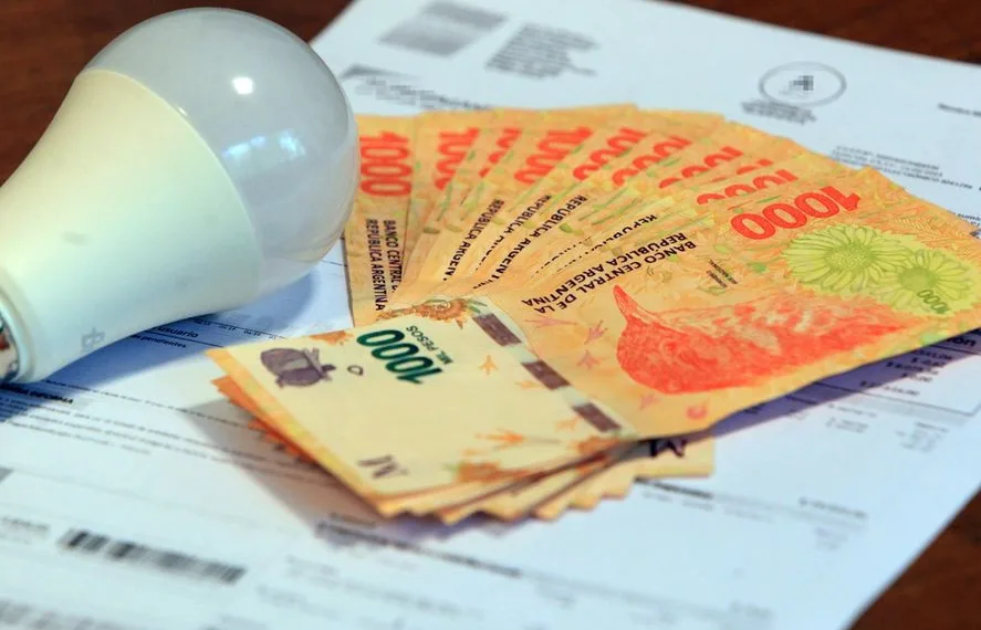 Autorizaron aumentos para la luz y el gas en todo el país: cómo impacta en la provincia