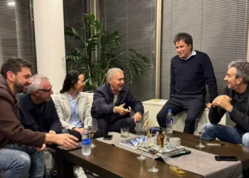 El calendario nacionaliza discurso y peleas, mientras los Federales preparan el desembarco