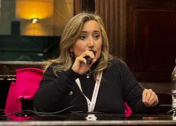 Mercedes Cabezas: “Designaron en la Administración General de Puertos a una empresa con graves denuncias”