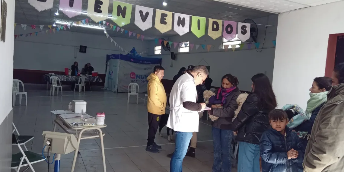 Vecinos y fomentistas destacan la presencia de “La Muni en tu Barrio”