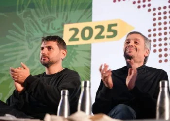 El PJ acomoda casilleros rumbo al cierre de listas, pero sigue la danza de nombres en territorio bonaerense