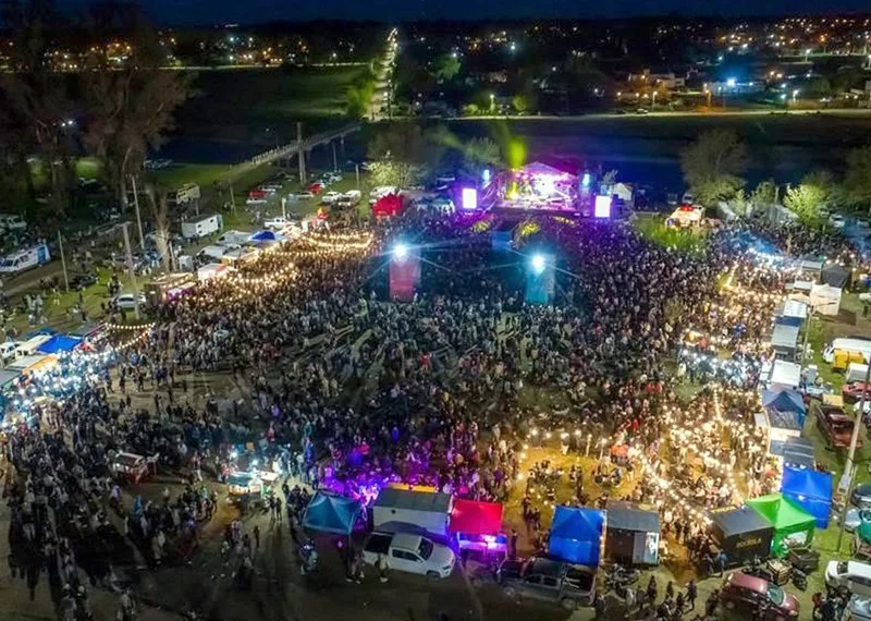 Una multitud disfrutó de la llegada de la primavera en Junín