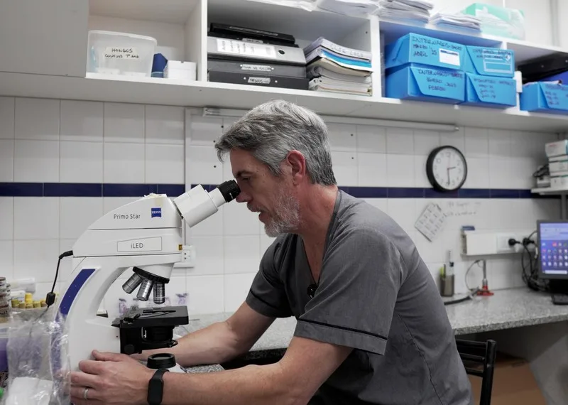 El laboratorio de la Clínica La Pequeña Familia garantiza calidad, tecnología y rapidez en los diagnósticos