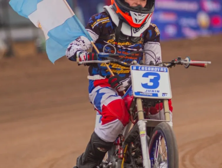 Motociclismo: juninenses en el argentino, podio para Casanovas y top 5 para Castelli