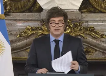 Milei presentó el Presupuesto 2026 con aumentos en salud, jubilaciones y universidades