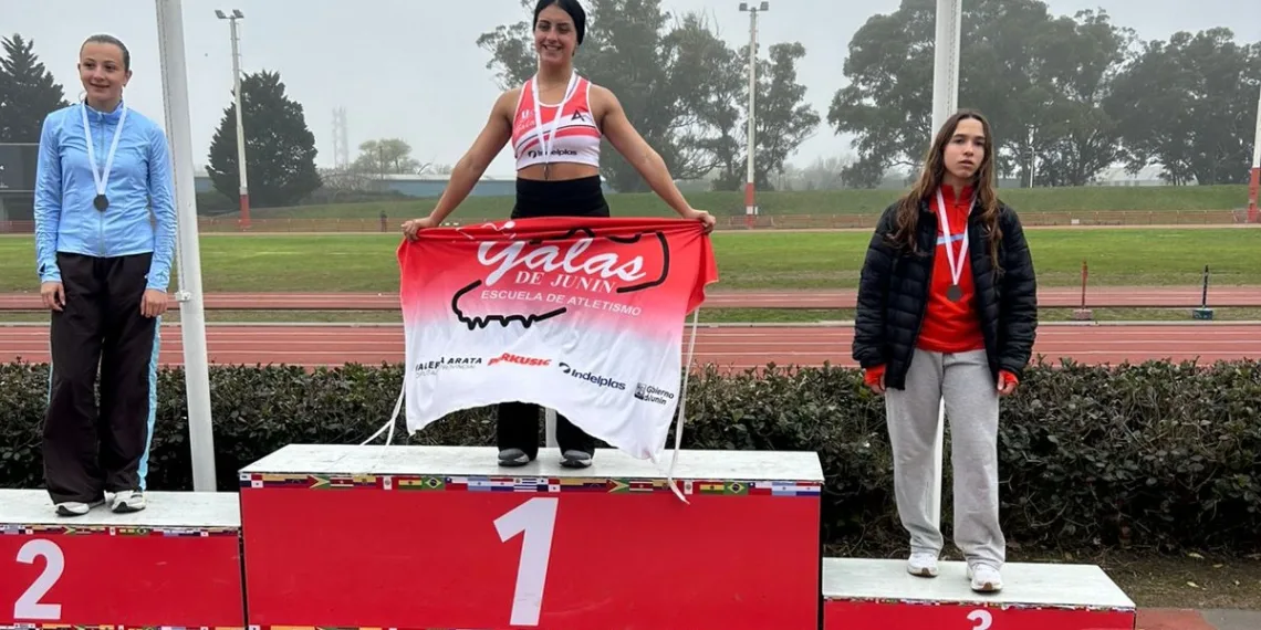 Morena Zárate, campeona provincial y Agostina Zunino, subcampeona provincial