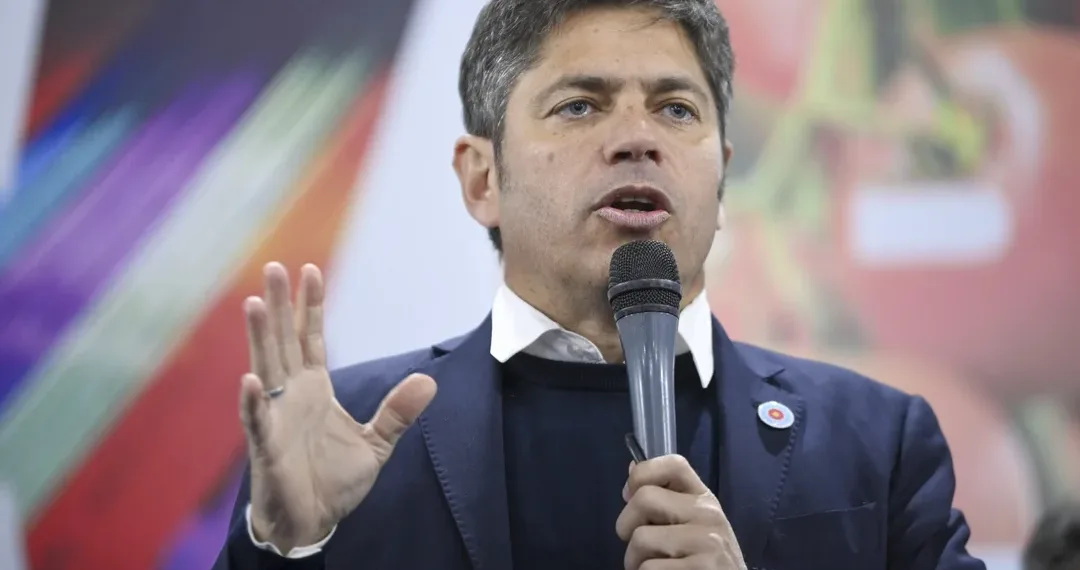 Kicillof cruzó a Caputo: “Es un caradura y mentiroso, no hay ningún impuesto nuevo en la provincia»