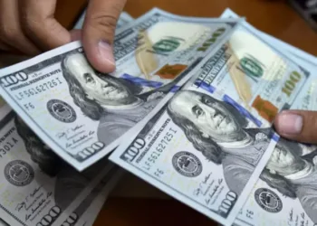 Cambio de rumbo: el Gobierno interviene directamente en el precio del dólar
