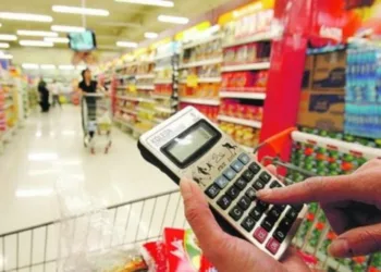 En agosto: una familia tipo necesitó $1.160.780 para no ser pobre