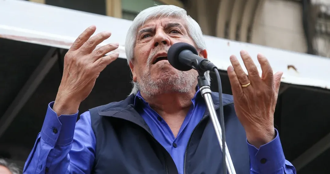 Camioneros cerró un acuerdo de incremento salarial en etapas hasta febrero del 2026