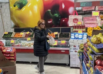 Tres consultoras estimaron que la inflación desaceleró en agosto a pesar de la suba del dólar