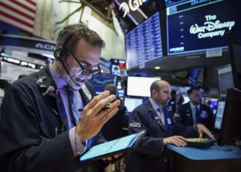 El riesgo país alcanzó su punto más alto en once meses en medio de la tensión cambiaria