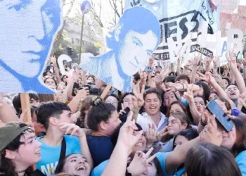 Noche de los Lápices: Kicillof participó de la marcha por el 49° aniversario
