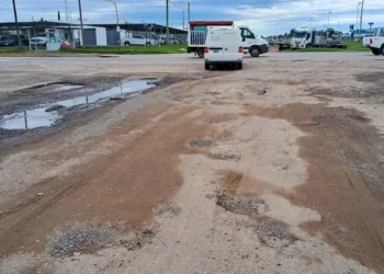 Reclamos a Nación por la paralización de  las obras de reparación de las colectoras