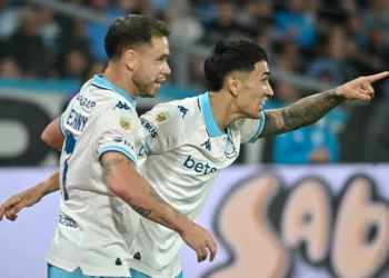 Racing superó en el clásico a San Lorenzo