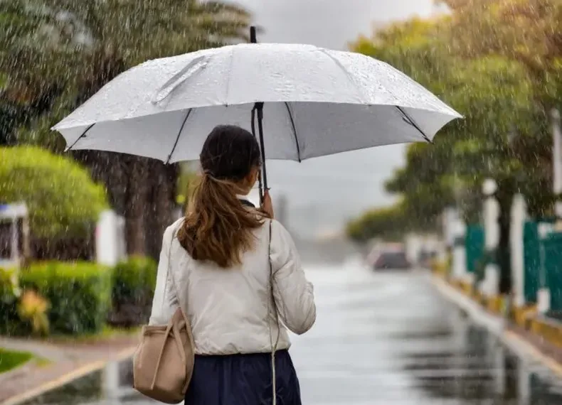 El invierno se despide con tormentas y una caída de la temperatura