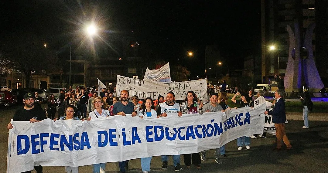 Editorial: Universidad de y para todos
