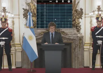 Qué propone la ley de estabilidad fiscal y monetaria de Milei: financiamiento obligatorio y sanciones penales