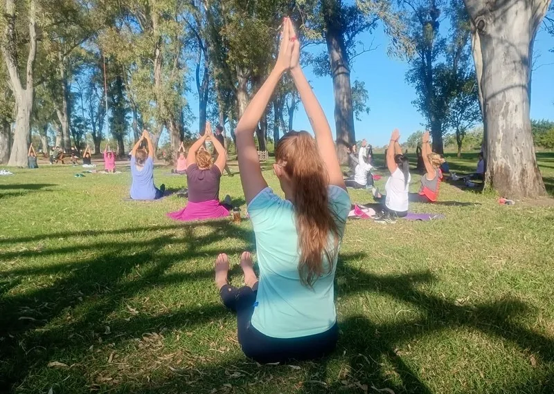Sábado de yoga y picnic para celebrar la primavera