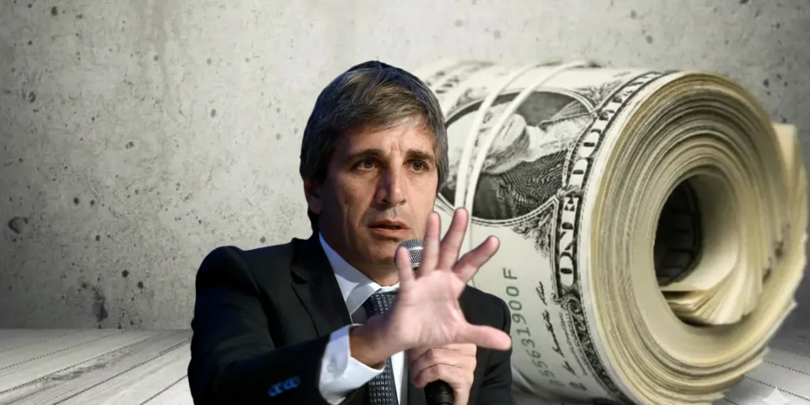 El “rulo” fatal de Luis Caputo: la sangría de US$2.000 millones al mes pone en riesgo el pago de la deuda