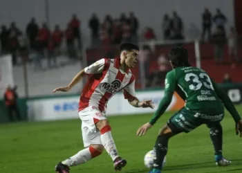 Sarmiento recibirá a Instituto el domingo 9