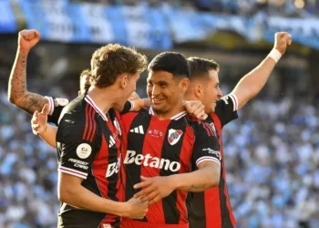 Copa Argentina: River clasificó a las semifinales tras superar a Racing Club