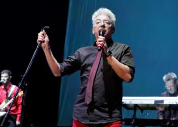 Virus: la banda de rock y new wave que  después de  40 años sigue siendo  emblemática